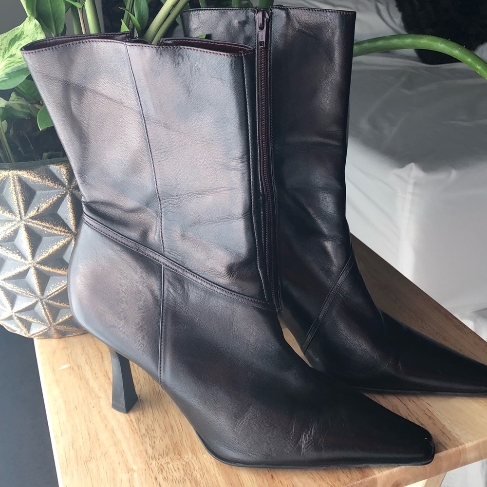 Gianni Bini pointy toe high heel boots!!